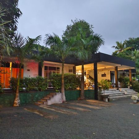 Queen'S Place Унаватуна Экстерьер фото